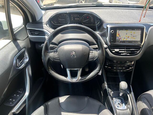 PEUGEOT 2008 ALLURE 1.2 E-THP AUTO SPANISH LHD IN SPAIN 108K 1 OWNER SUPERB 2017